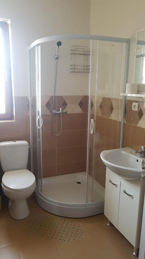 Apartament Teo Карансебеш Экстерьер фото