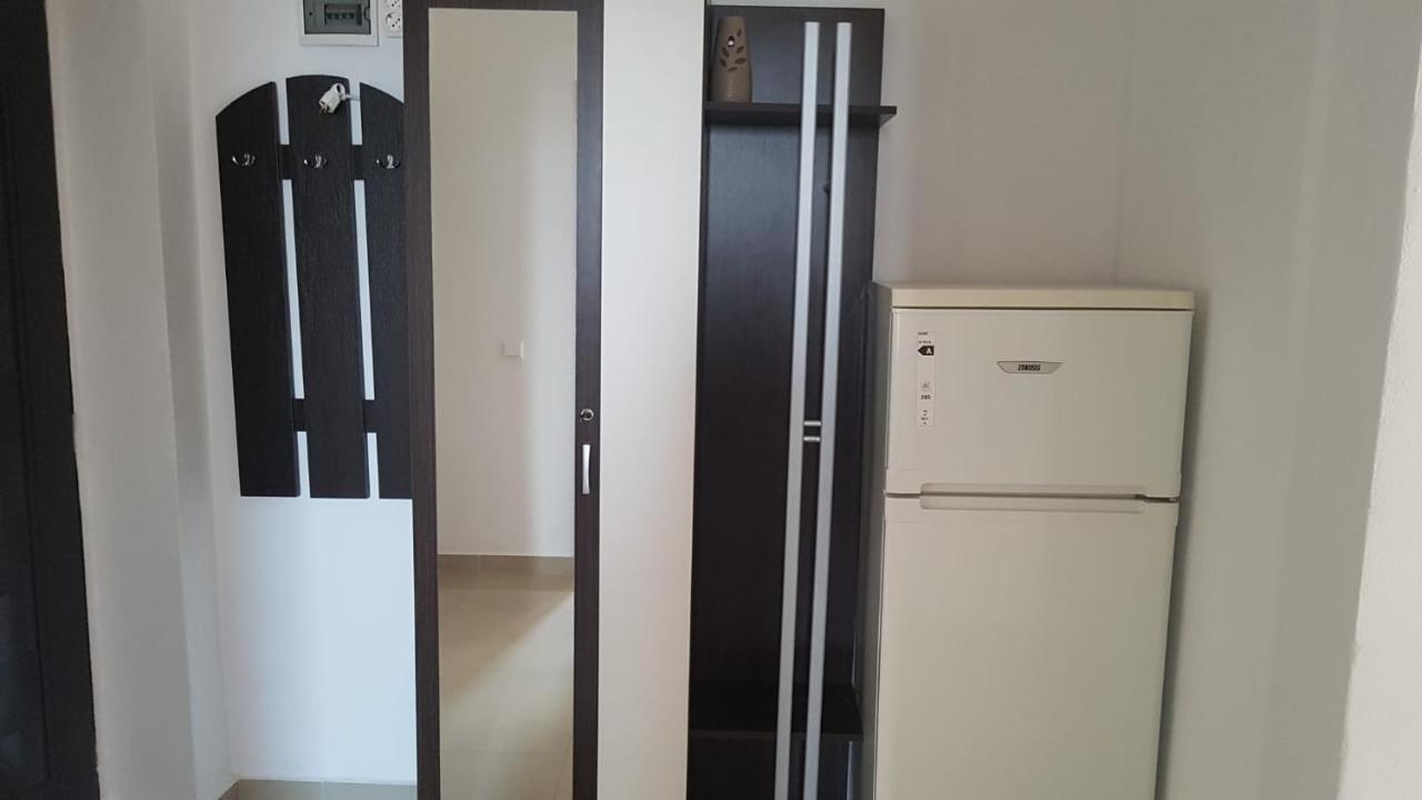 Apartament Teo Карансебеш Экстерьер фото
